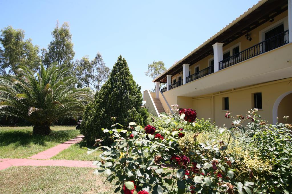 Marini Apartments مورايتيكا المظهر الخارجي الصورة