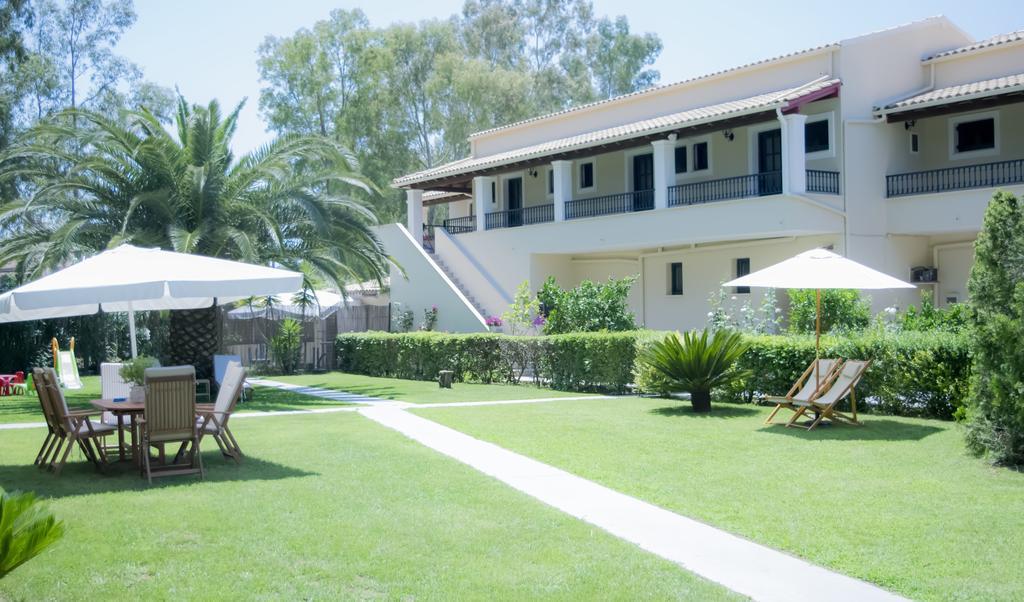 Marini Apartments مورايتيكا المظهر الخارجي الصورة