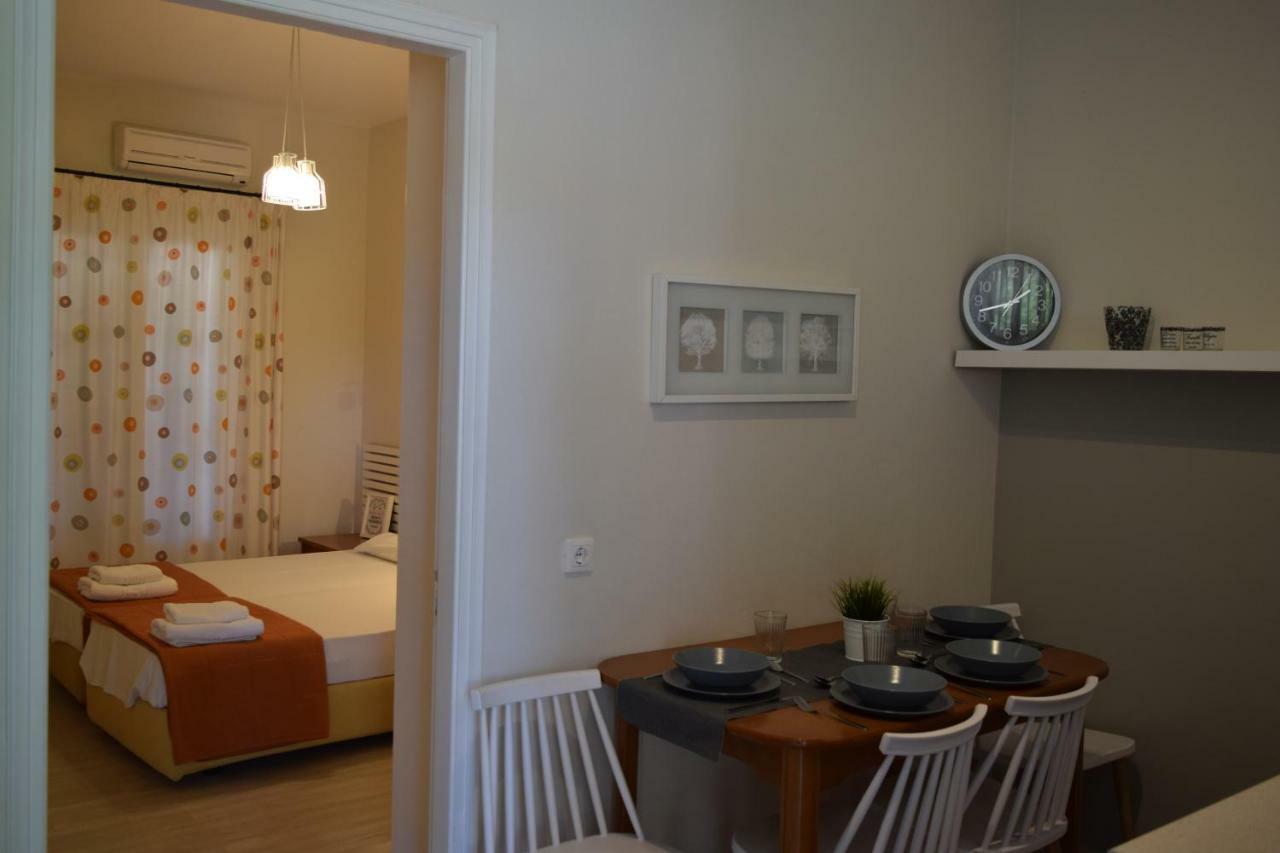Marini Apartments مورايتيكا المظهر الخارجي الصورة